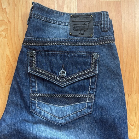 Vintage Brass Jeans size 36x30. Dark wash. Preowned. - Picture 2 of 12